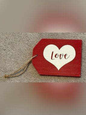Quill to Paper Red Wooden Heart Tag Decor - 'Love'